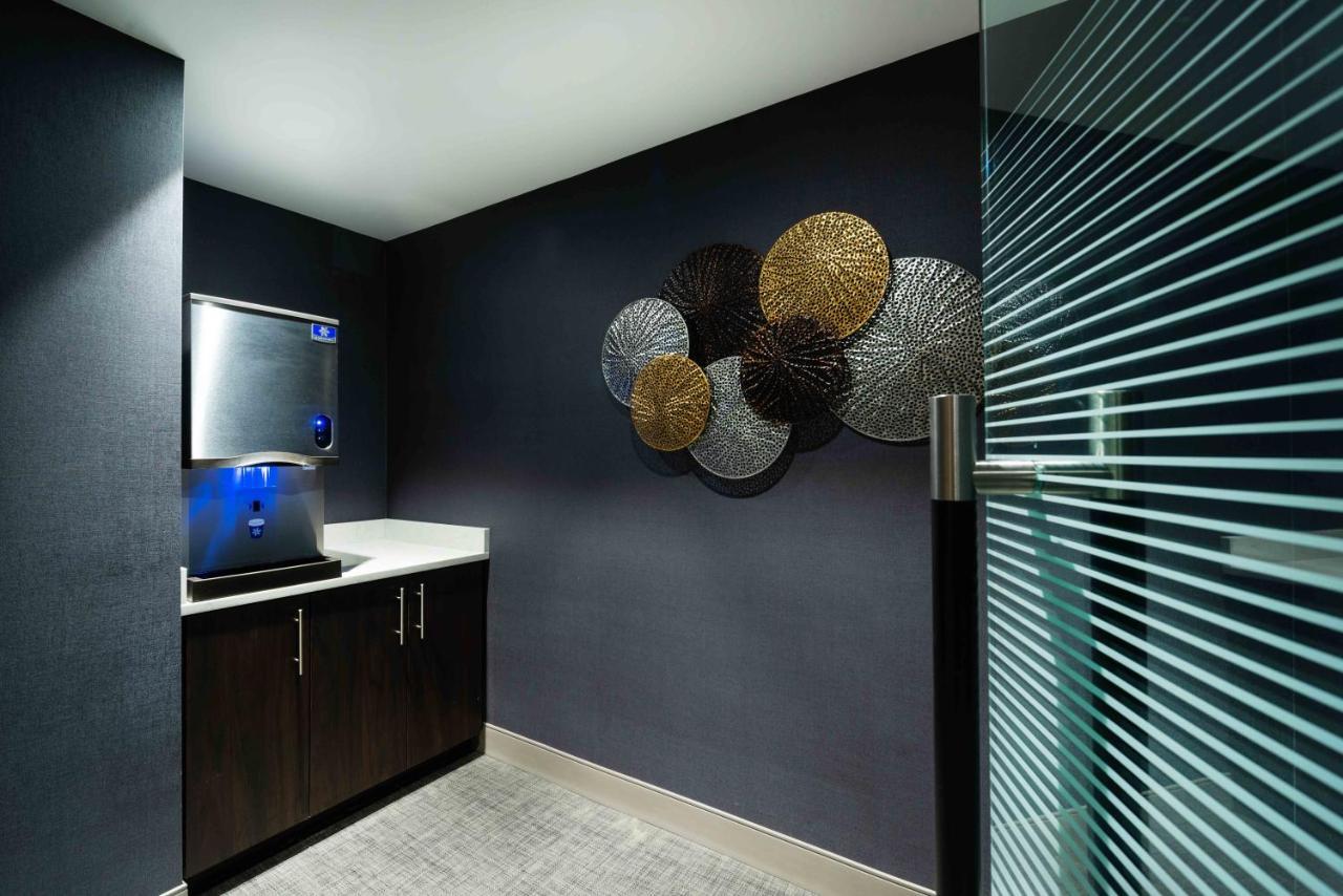 Staybridge Suites - Quincy By Ihg Ngoại thất bức ảnh